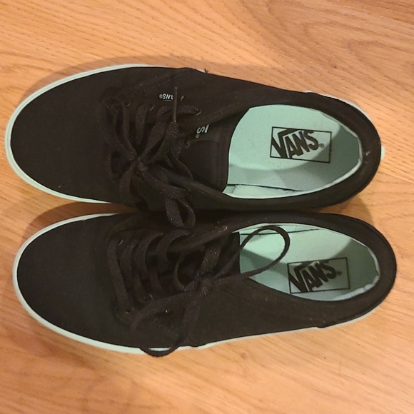 Vans black and turquoise runners - Picture 2 of 6